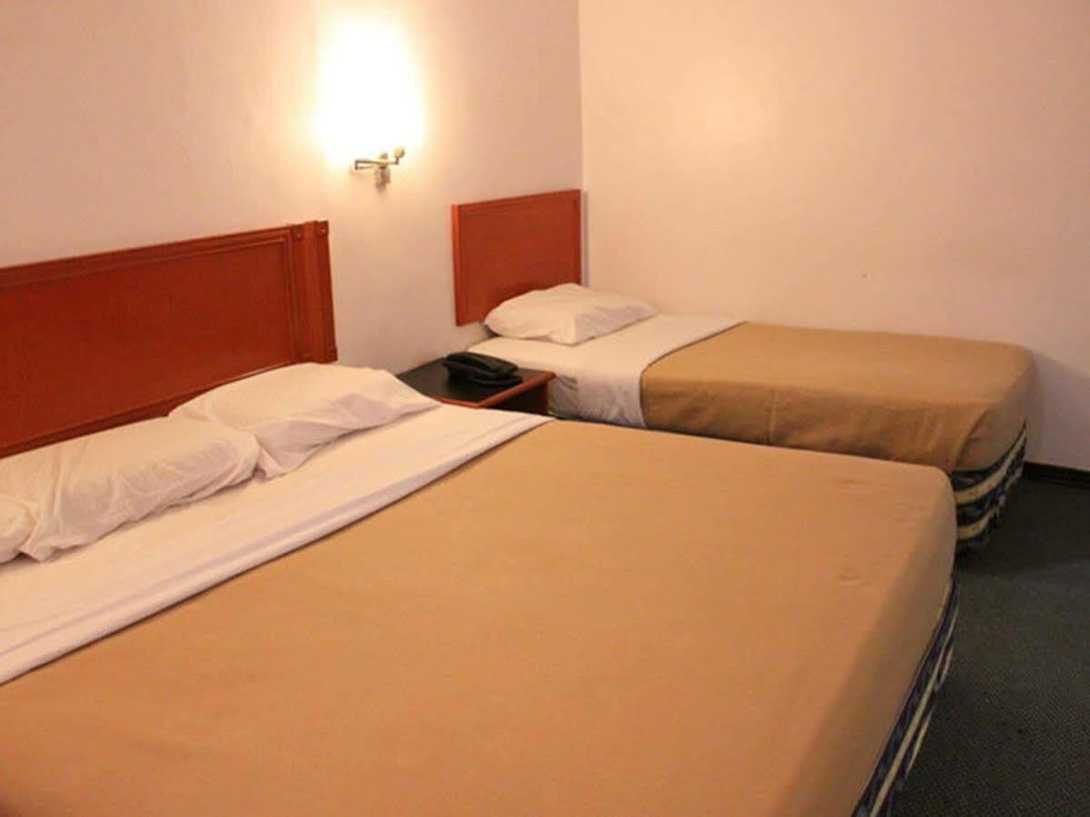 Comfort Hotel Klang 2 Екстер'єр фото